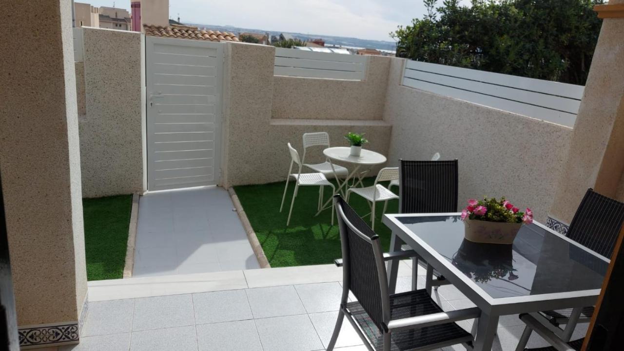 Casa Chloe, Urbanizacion Privada Vila Torrevieja Exterior foto